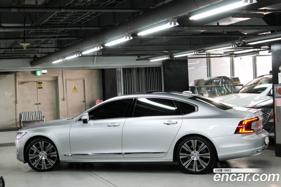 Volvo S90 B6 AWD Inscription, 2022