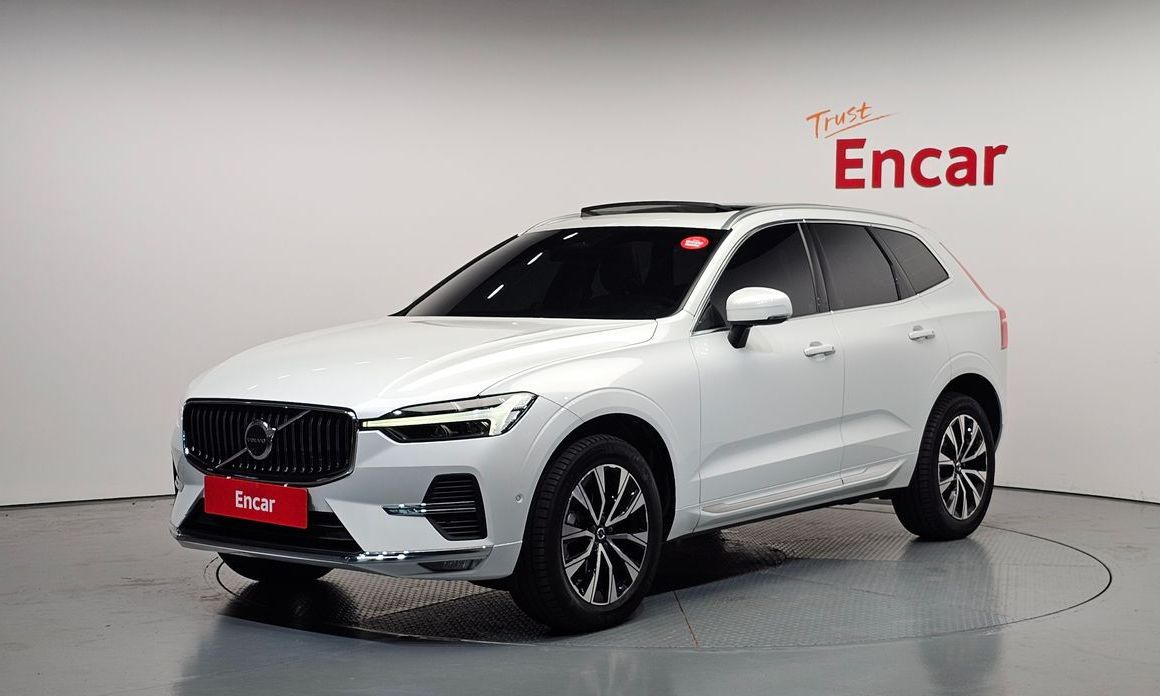 Volvo XC60 B5 Ultimate Bright, 2023