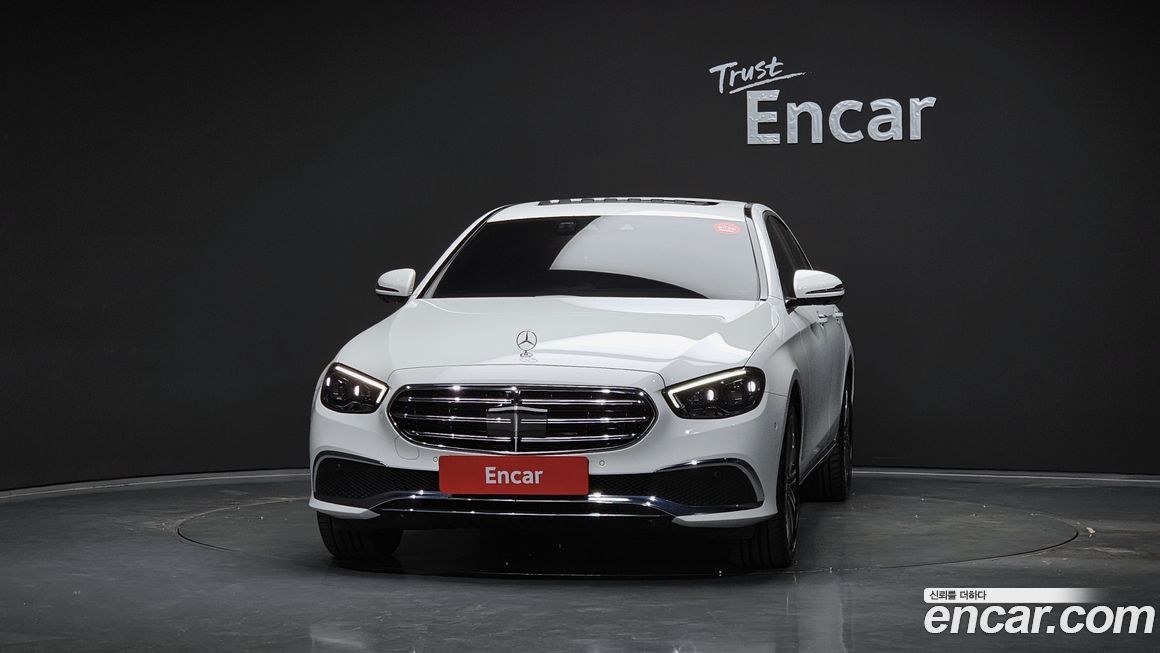 Mercedes-Benz E-Class E350 4MATIC Exclusive, 2023