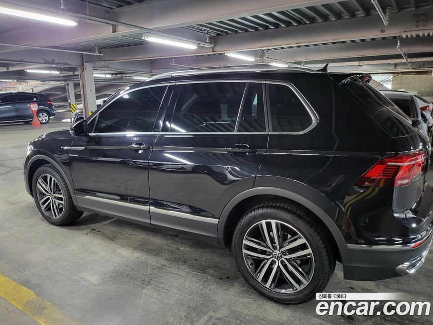 Volkswagen Tiguan 2.0 TDI 4Motion Prestige, 2022