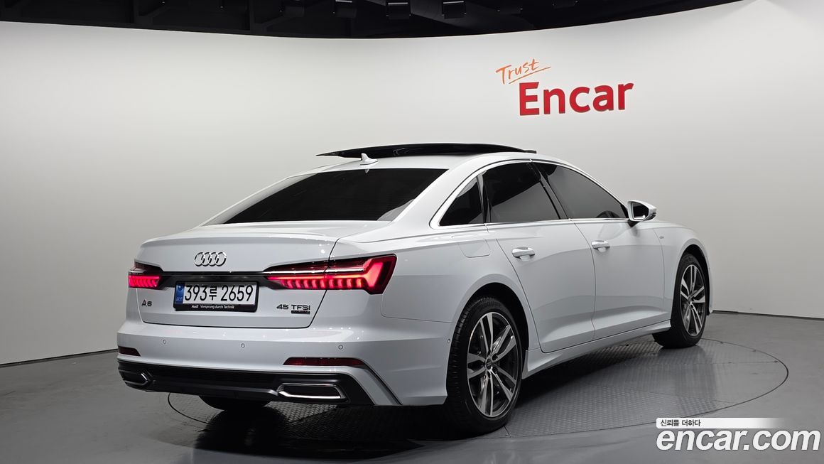 Audi A6 45 TFSI Quattro Premium, 2023
