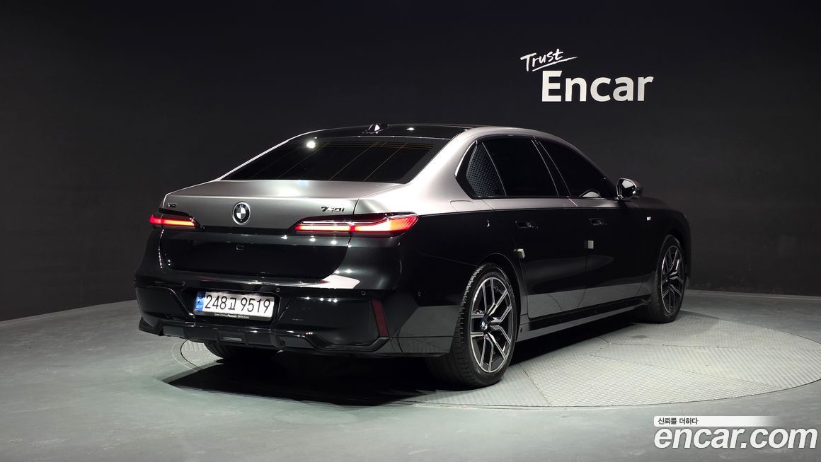 BMW 7-Series 740i xDrive M Sport, 2024