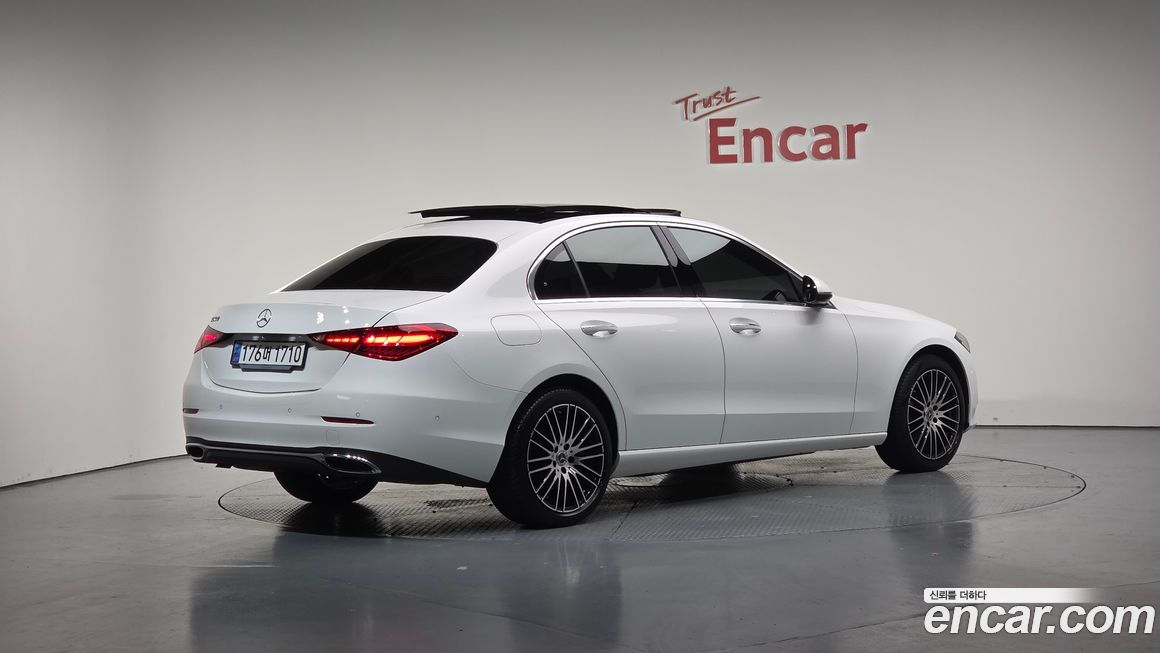 Mercedes-Benz C-Class C200 Avantgarde, 2024