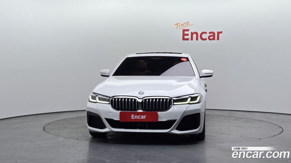 BMW 5-Series 520i M Sport, 2023