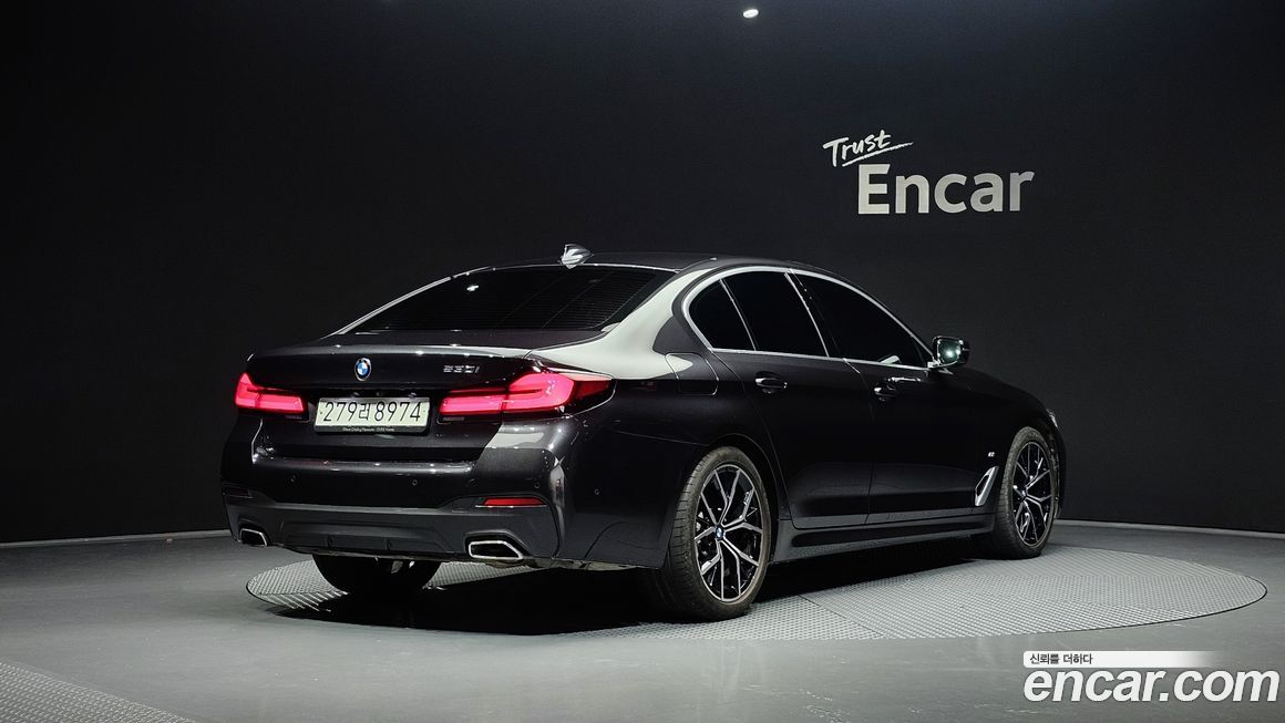 BMW 5-Series 530i M Sport Package, 2022