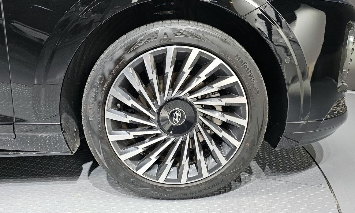 Hyundai Grandeur 2,5 Gasoline 2WD, 2025