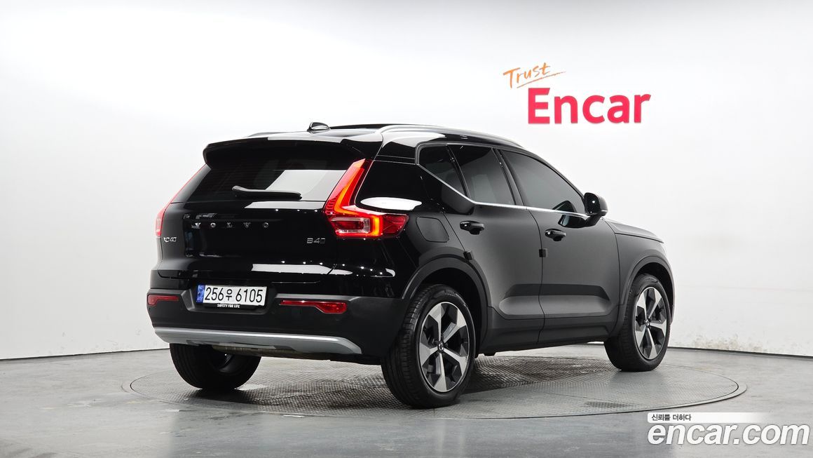 Volvo XC40 B4 Ultimate Bright, 2023