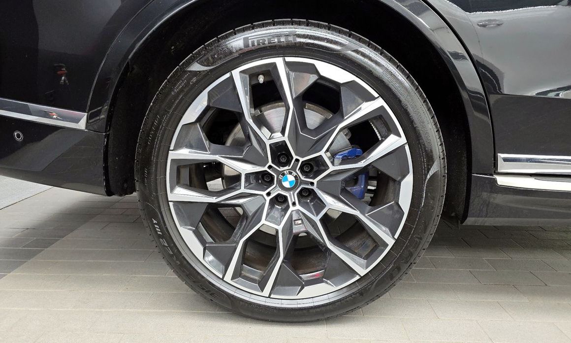 BMW X7 xDrive 40d M Sport 6STR, 2025