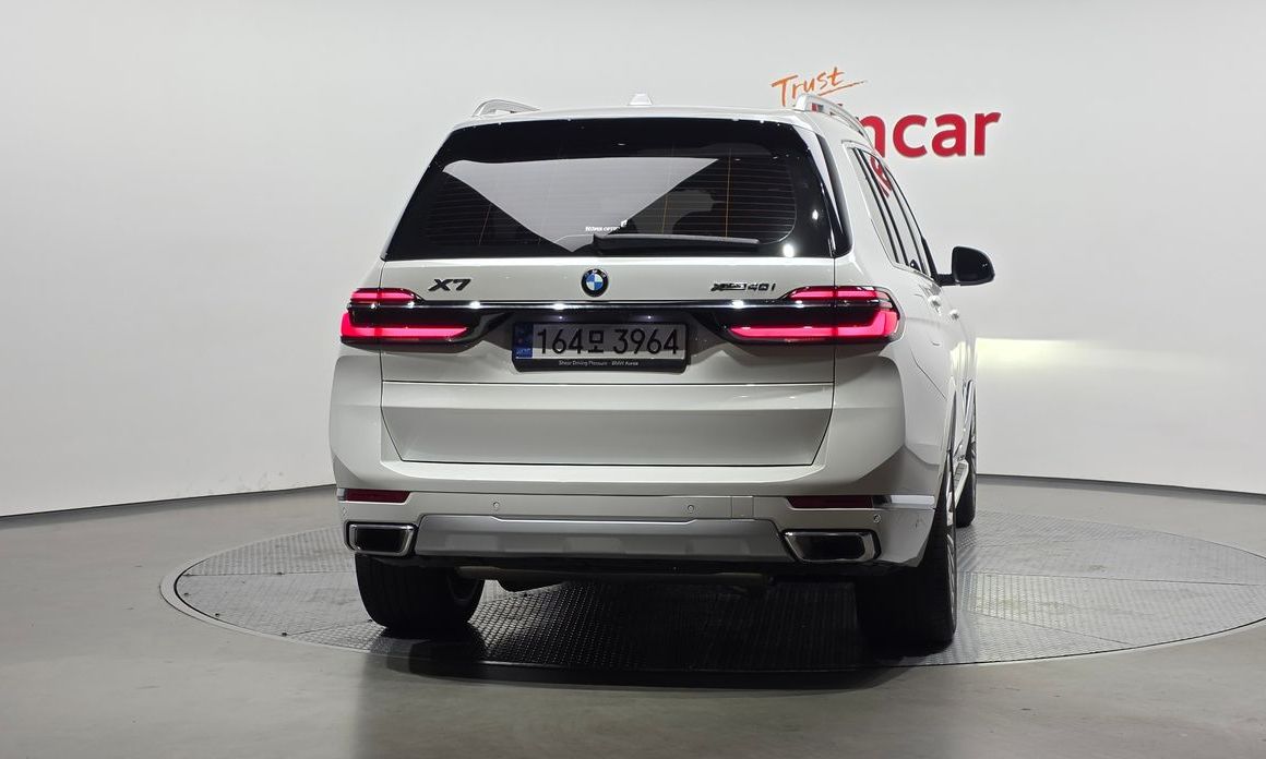 BMW X7 xDrive 40i Design Pure Excellence 6-Seater, 2024