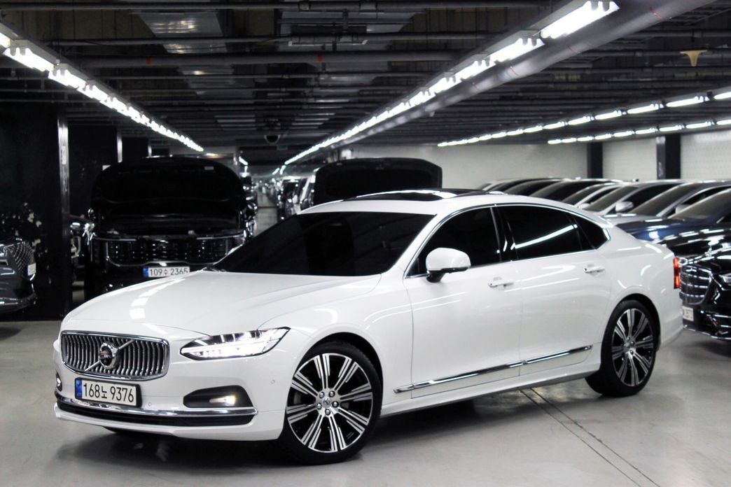 Volvo S90 B6 AWD Inscription, 2022