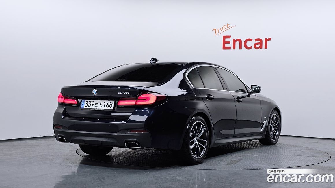 BMW 5-Series 520i M Sport, 2023