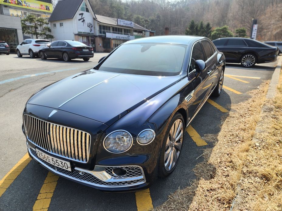 Bentley Flying Spur 4.0, 2022
