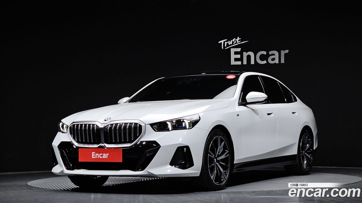 BMW 5-Series 530i xDrive M Sport, 2024