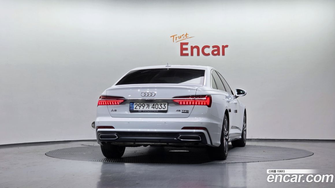 Audi A6 45 TFSI Quattro Premium, 2022