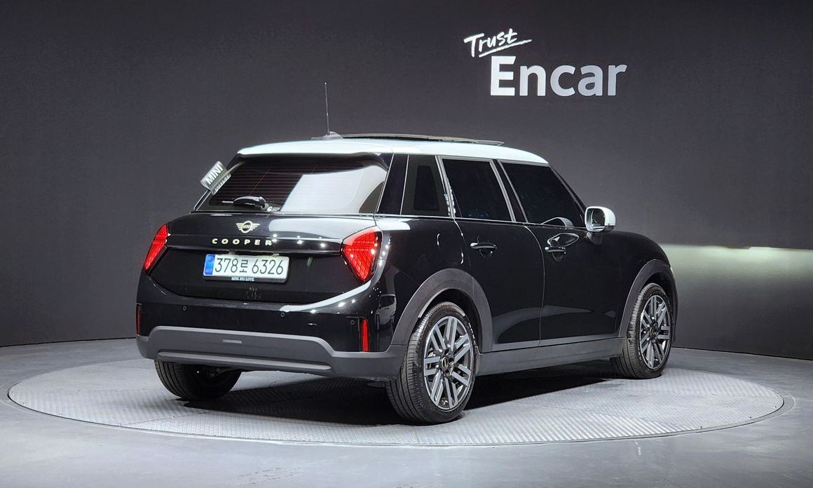 Mini Cooper 5Door Classic, 2025