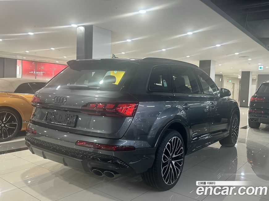 Audi SQ7 4.0 TFSI Quattro, 2026