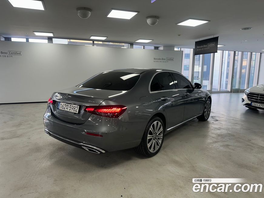 Mercedes-Benz E-Class E350 4MATIC Exclusive, 2023