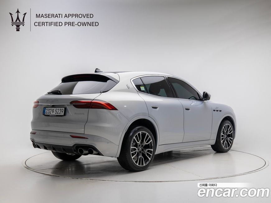 Maserati Grecale 2.0 AWD GT Type P, 2024