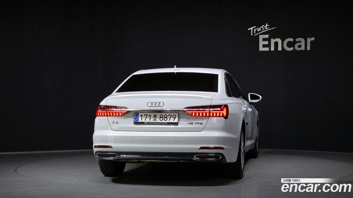 Audi A6 45 TFSI, 2023