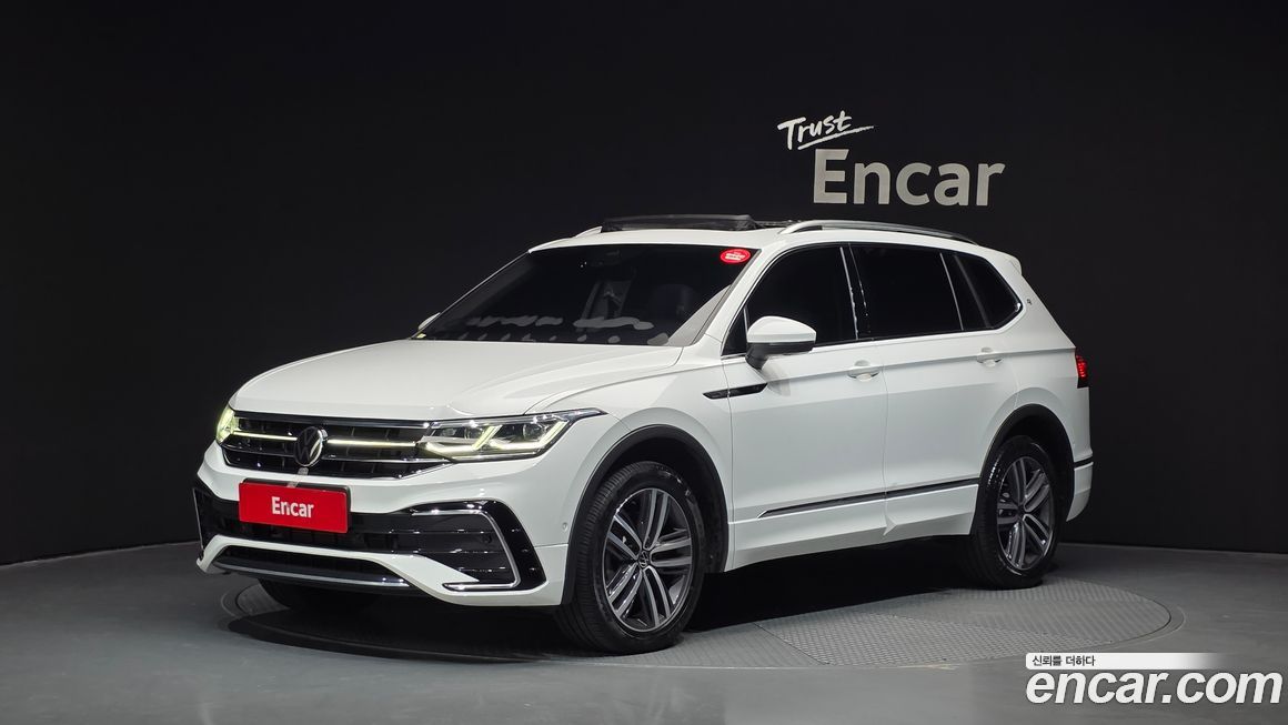 Volkswagen Tiguan 2.0 TSI R-Line, 2023