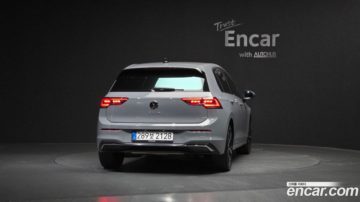 Volkswagen Golf 2.0 TDI Prestige, 2025