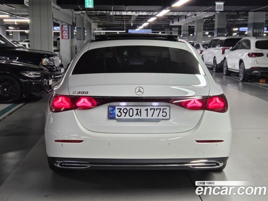 Mercedes-Benz E-Class E200 Avantgarde, 2024