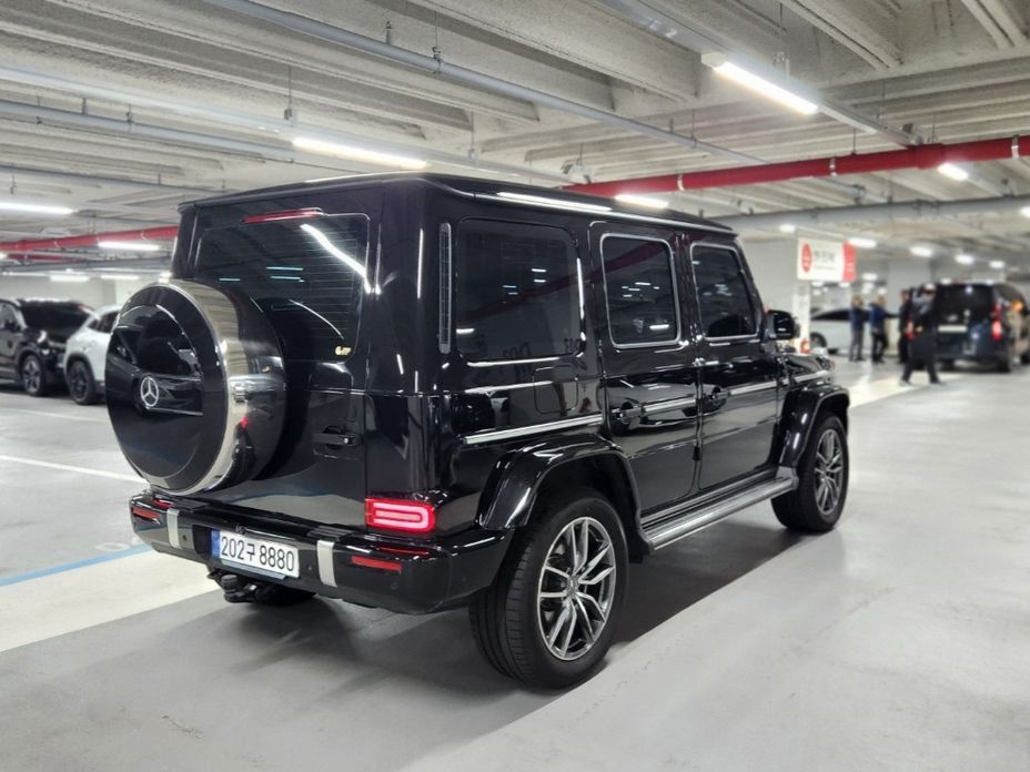 Mercedes-Benz G-Class G450d, 2025