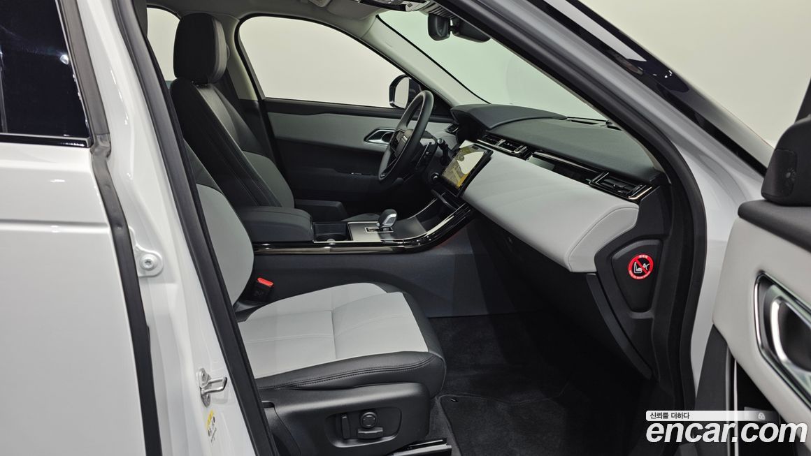 Land Rover Range Rover Velar 2.0 P250 Dynamic SE, 2025