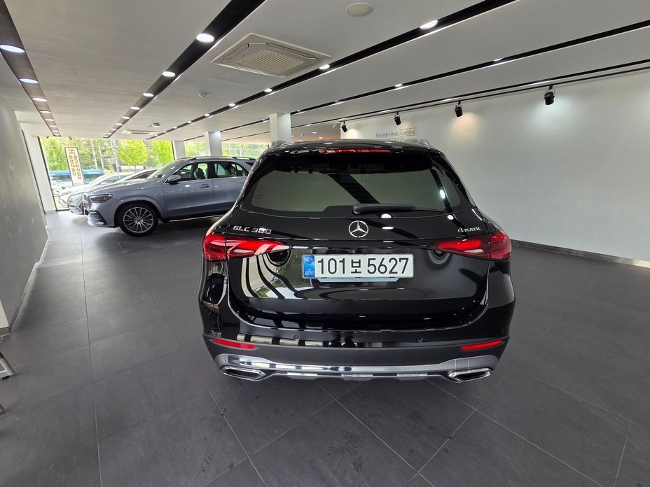 Mercedes-Benz GLC-Class GLC 300 4MATIC Avantgarde, 2025