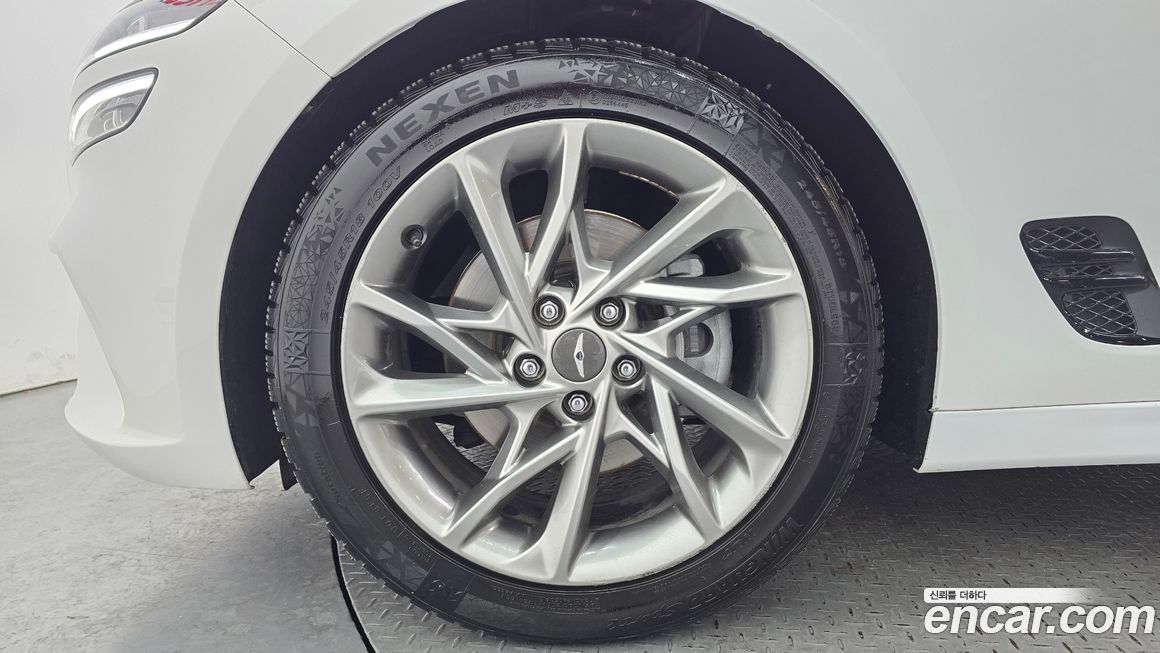 Genesis G70 Gasoline 2.0T 2WD, 2023