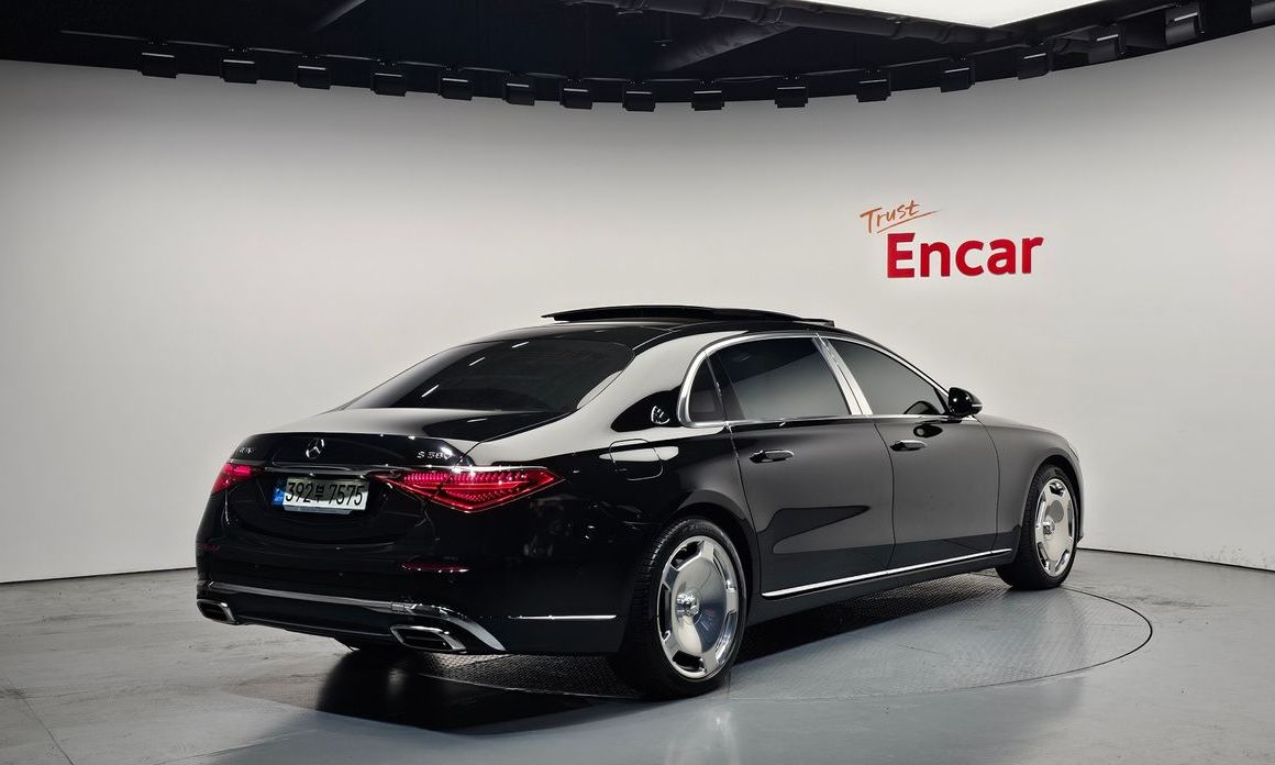 Mercedes-Benz S-Class Maybach S580 4MATIC, 2022