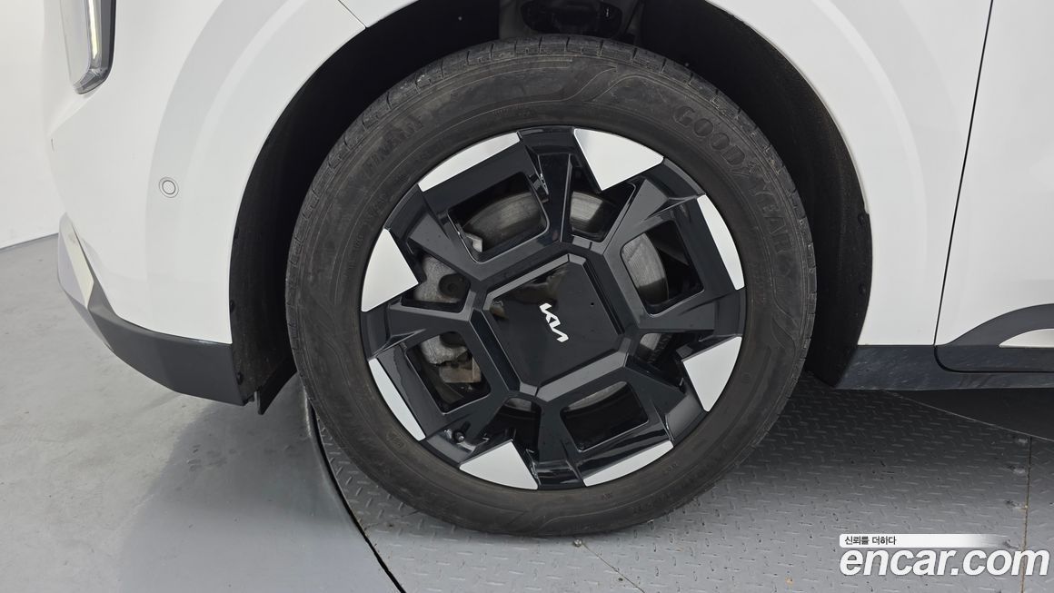 Kia Carnival 9-Seater Noblesse, 2025