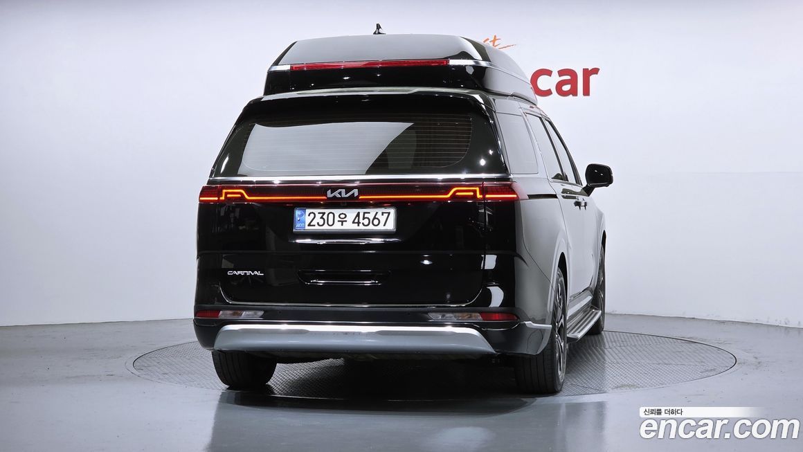 Kia Carnival 7-Seater Hi-Limousine, 2023