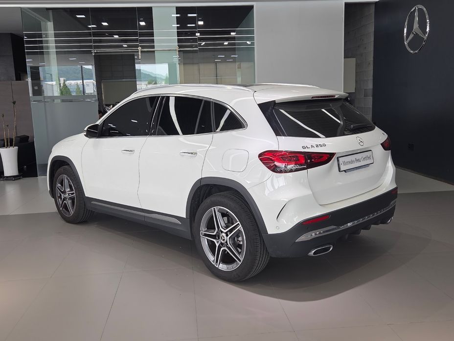 Mercedes-Benz GLA-Class GLA250 4MATIC, 2023