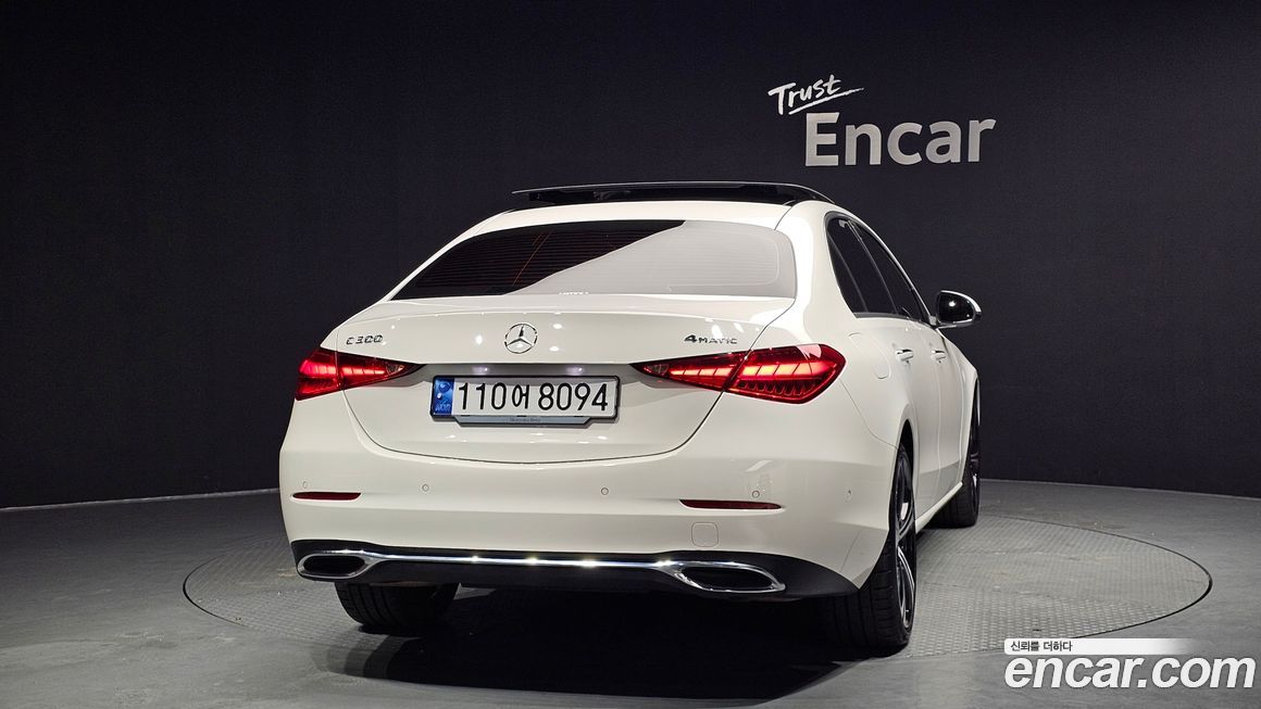 Mercedes-Benz C-Class C300 4MATIC Avantgarde, 2023