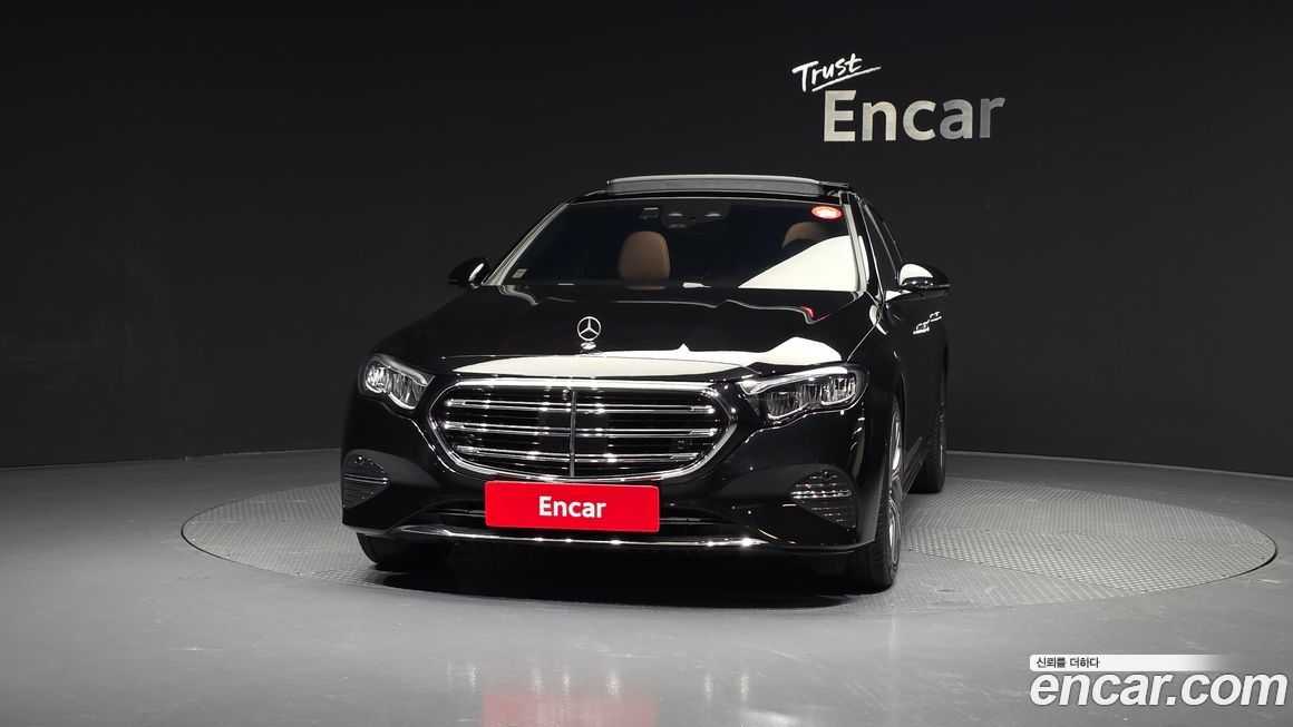 Mercedes-Benz E-Class E220d 4MATIC Exclusive, 2024
