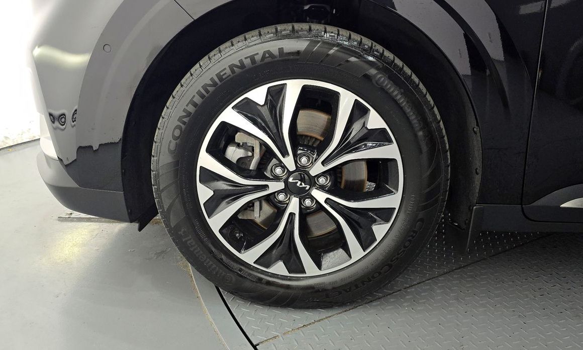 Kia Carnival 11-Seater Signature, 2023