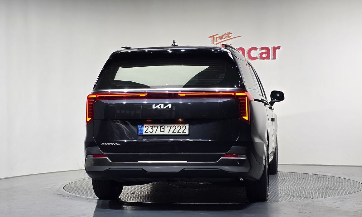 Kia Carnival 9-Seater Noblesse, 2024