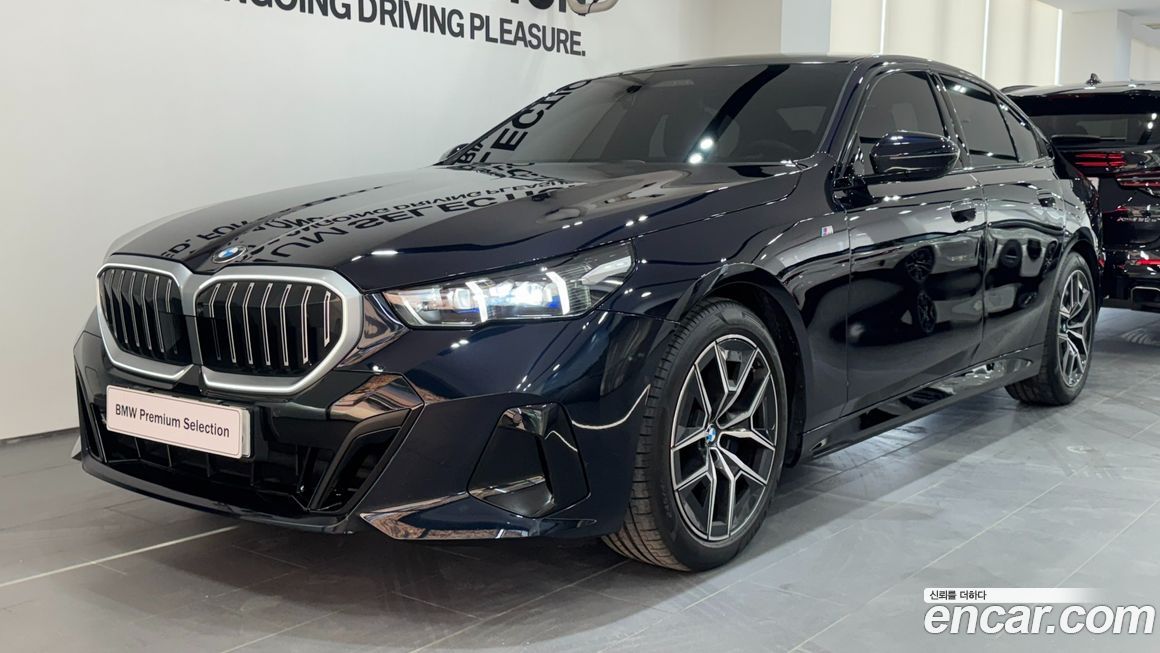 BMW 5-Series 520i M Sport, 2024