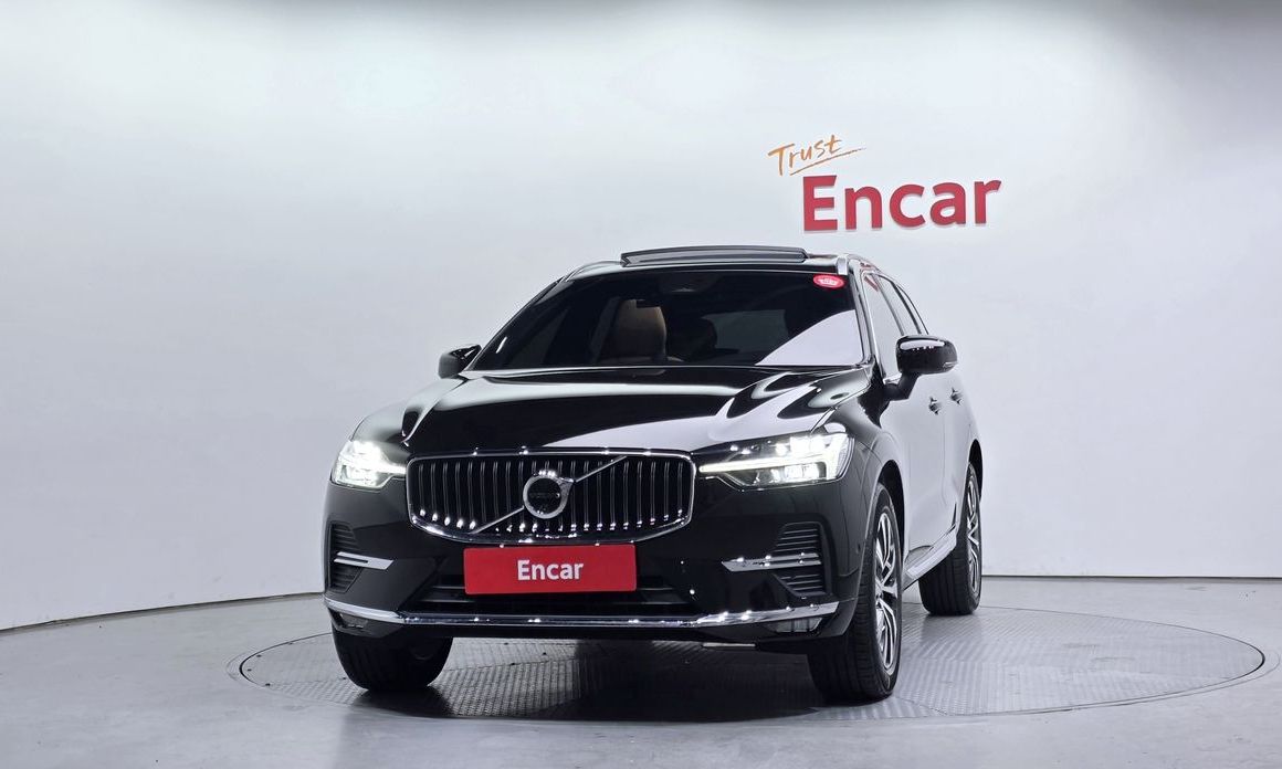 Volvo XC60 B5 Ultimate Bright, 2024