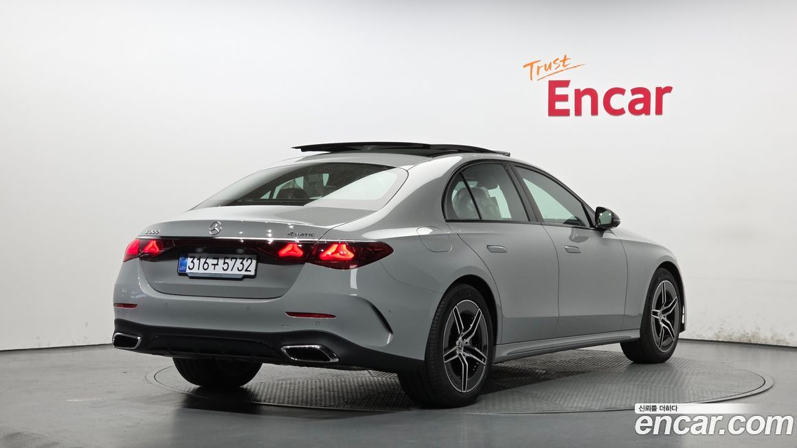 Mercedes-Benz E-Class E300 4MATIC AMG Line Premiere Special, 2026