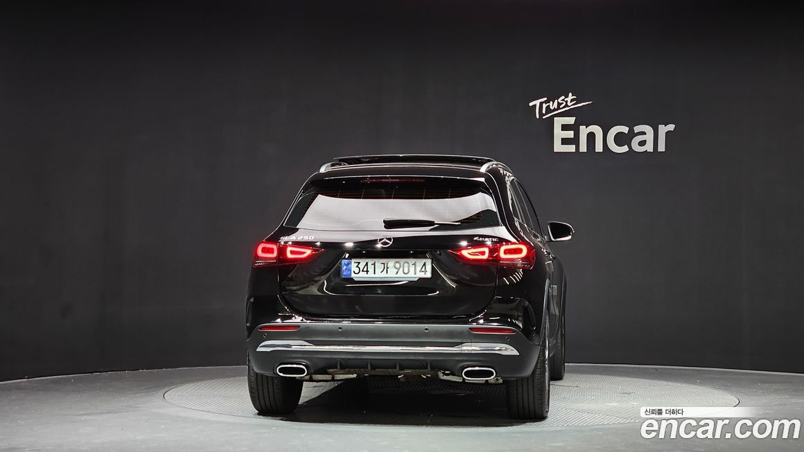 Mercedes-Benz GLA-Class GLA250 4MATIC, 2023