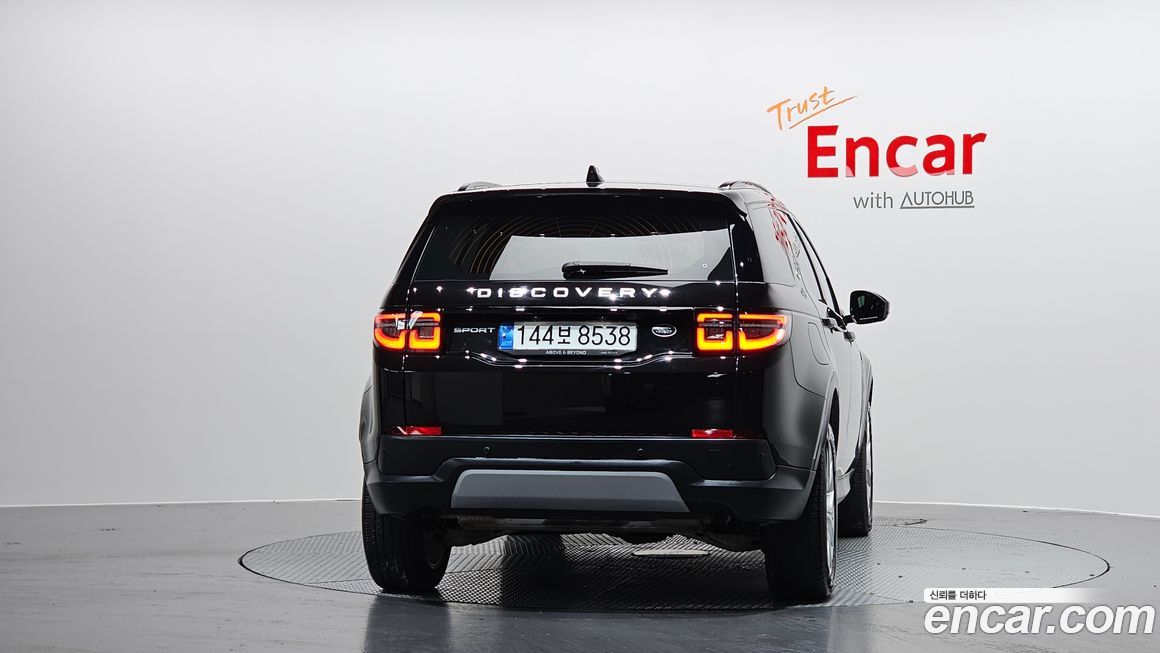 Land Rover Discovery Sport P250 SE, 2022