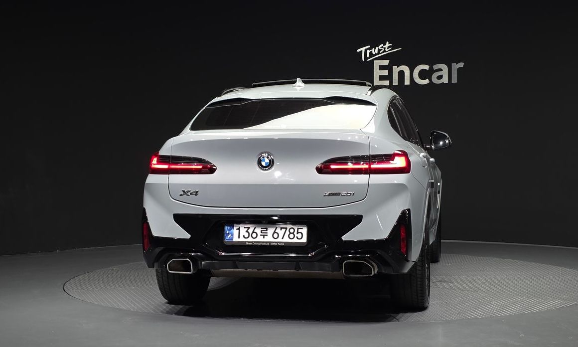 BMW X4 xDrive20i M Sport, 2023