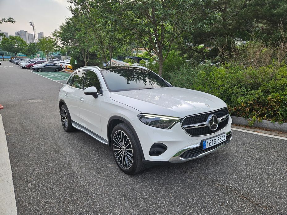 Mercedes-Benz GLC-Class GLC 300 4MATIC Avantgarde, 2025