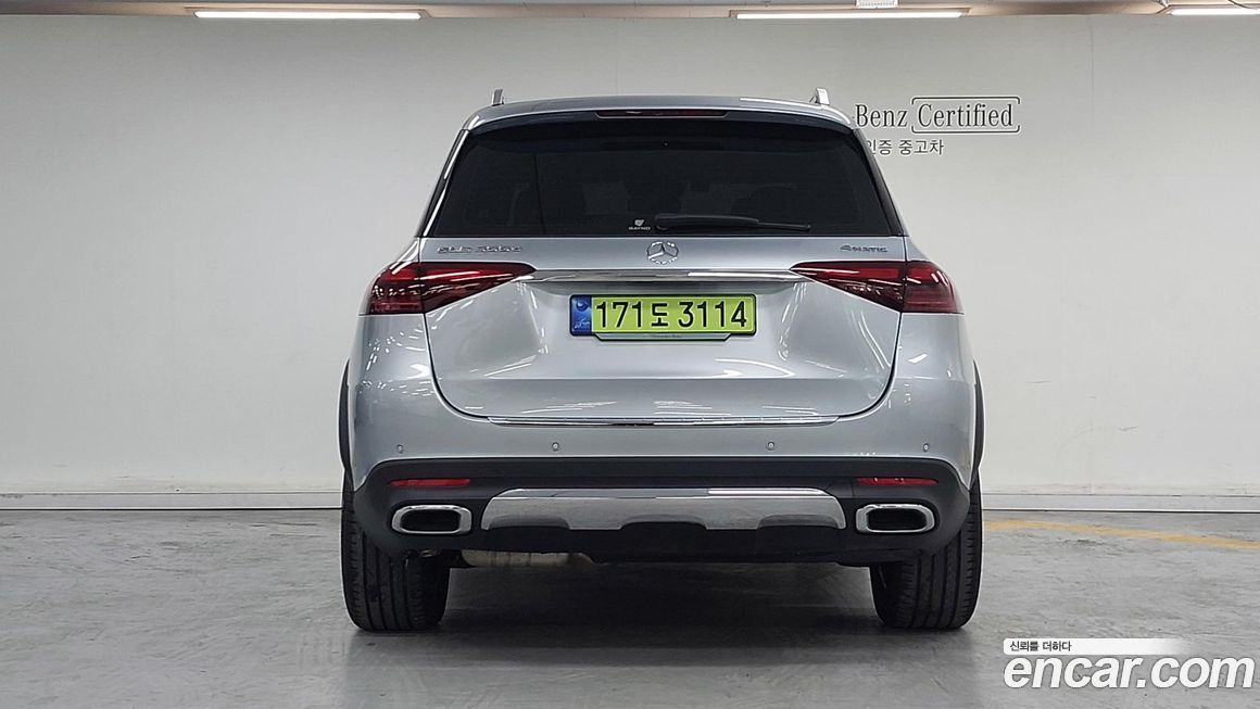 Mercedes-Benz GLE-Class GLE300d 4MATIC, 2025