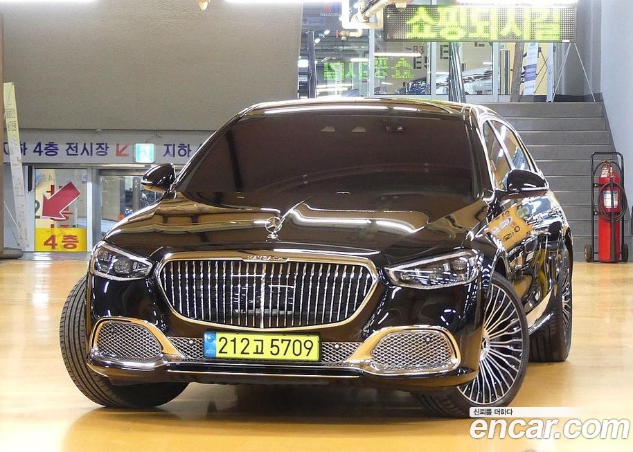 Mercedes-Benz S-Class Maybach S680 4MATIC, 2024