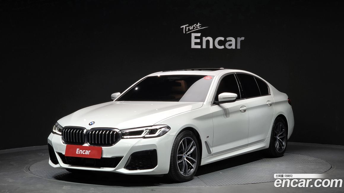 BMW 5-Series 520i M Sport, 2022