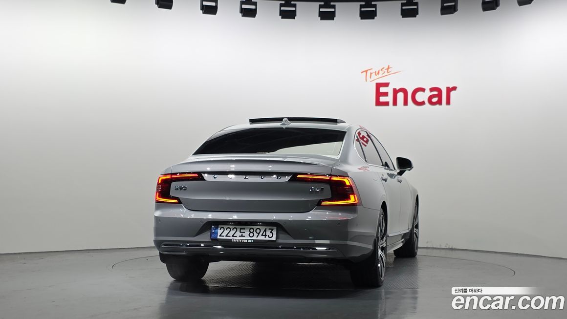 Volvo S90 B6 AWD Ultra Bright, 2025