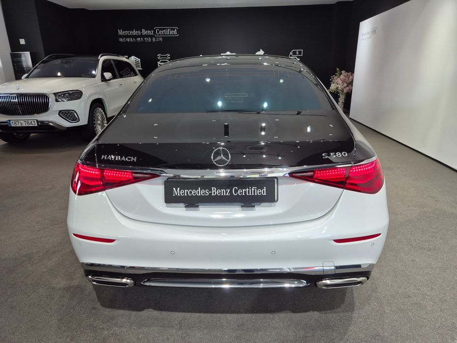 Mercedes-Benz S-Class Maybach S580 4MATIC, 2025